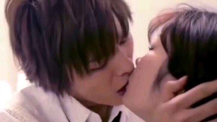 [Japanese drama kiss scene] Kiss scene teaching scene clip