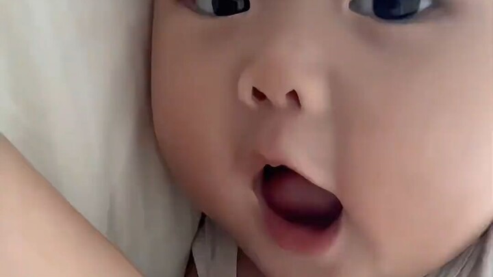 I really want to bite Mommy!