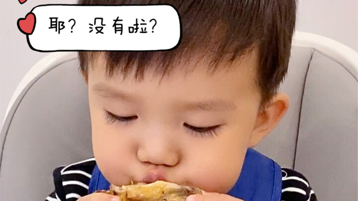 Niềm vui của một em bé 2 tuổi