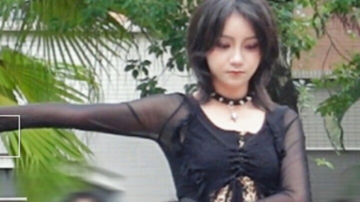 Zhuhai No.1 Middle School has its own Huang Lizhi