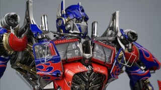 Top details! Extreme DMK 3 Optimus Prime is out!