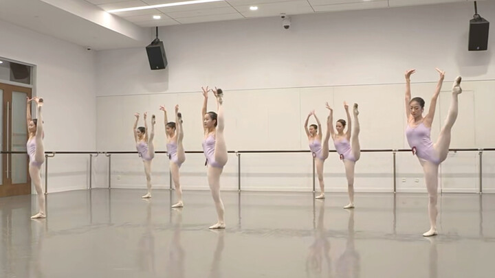 【สถาบันการละครเซี่ยงไฮ้】การผสมผสานการควบคุมระดับกลาง
