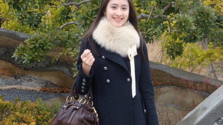 “Cukup ingat saja wajahku yang imut, ya” #Lin Yihan #Taman Cinta Pertama Fang Siqi