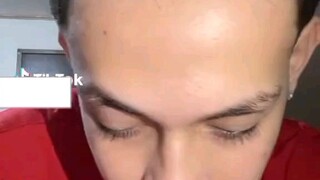 👀