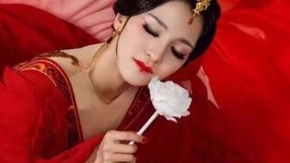 [ภาพตัดต่อละครเต้นรำ "Zhaojun ออกจากป้อมปราการ"] Tang Shiyi |.
