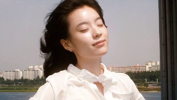 "เพียงเสียงดังฟังชัด ความรักอันบริสุทธิ์ก็ปรากฏขึ้น" คุณเก็บความสวยงามทั้งหมดไว้ให้ฉัน แล้วฉันจะปล่อ