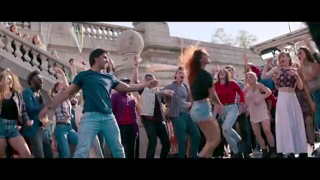 Befikre - Nashe Si Chadh Gayi [OMV]