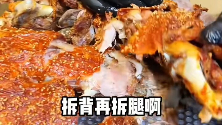 Perintah Kaisar datang! Tamu spesial: seorang wanita cantik berbobot 25 kg.