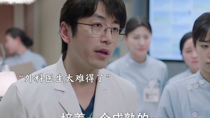 May quá, hóa ra là một phen hú vía! Lần này thực sự đến để cảm ơn bác sĩ, chứ trông cứ như đến gây c