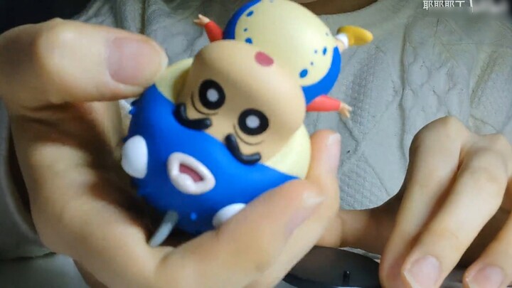 Trong khi xem Tiga, tôi đã mở hộp mù Xiaoxin