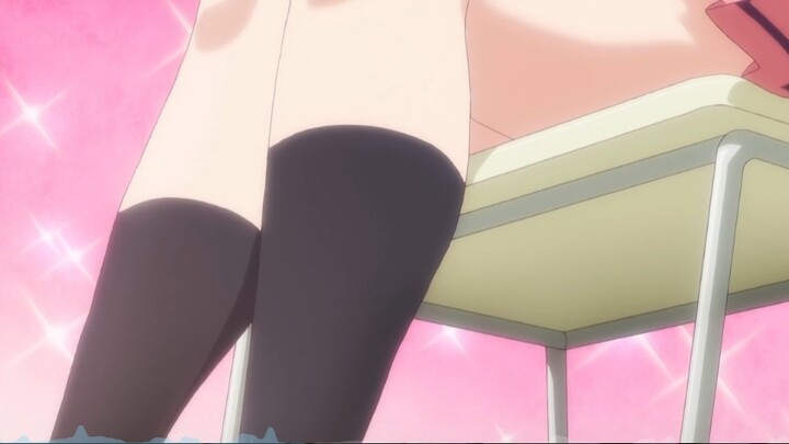 What is it like to sleep on a beautiful girl's legs? Anime knee pillow collection