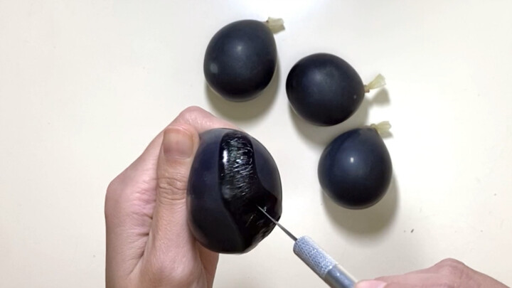 [Life] Slime Testing: Black Grapes (Not Recommended)