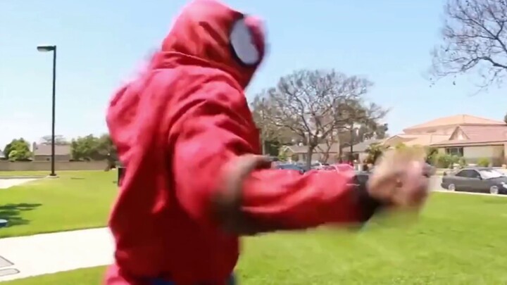 "Avengers 4" di mata orang tua saya vs. di mata orang lain!