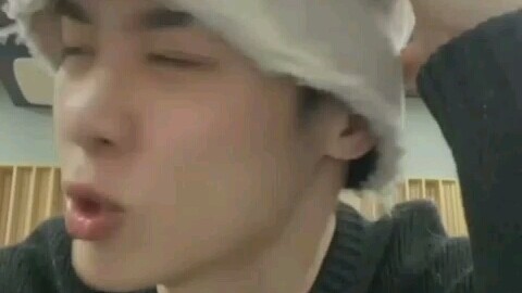 【Qian Kun】Penjelasan Qian Kun tentang “Memuja di Pelukan Lee Soo-man”