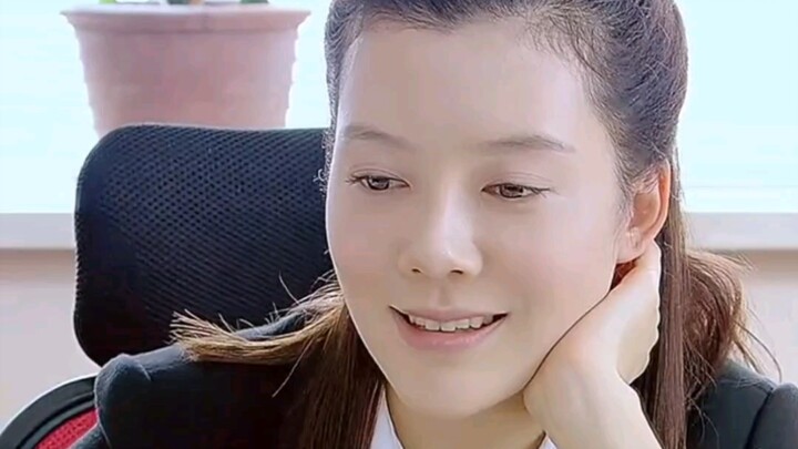 Anh chàng đến Sở Dân chính để đăng ký kết hôn, bạn gái cố tình kiếm cớ không đến — nào ngờ anh lại k