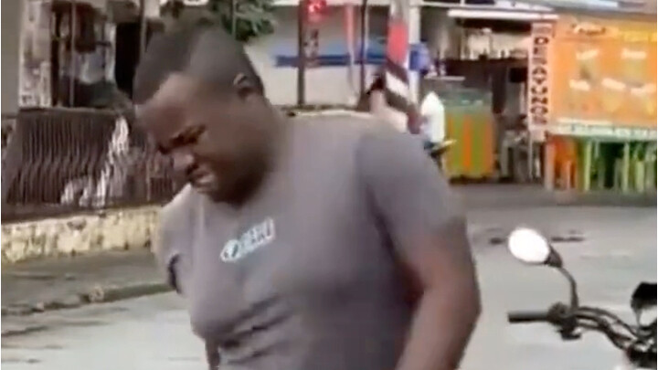 Đau không? Nhìn cái này thôi đã thấy đau chết đi được.