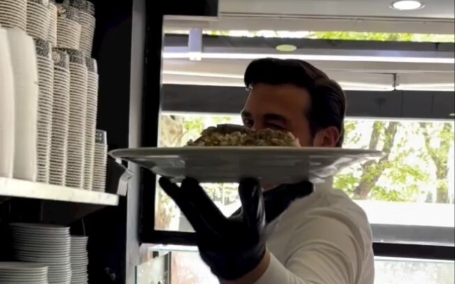 Food’s late, but it’s coming!