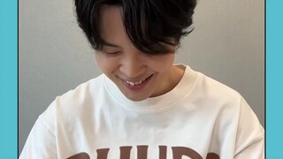 JIMIN unboxing Jack in the box album by JHOPE..