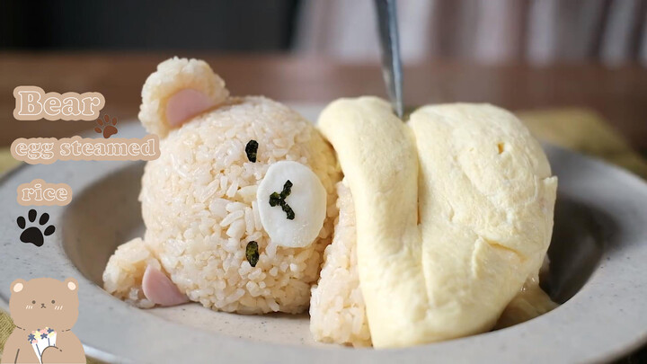 ข้าวห่อไข่ "หมีน้อยห่มผ้า" น่ารักสุด ๆ ทำจนมือพังไข่หมดไปเป็นร้อย