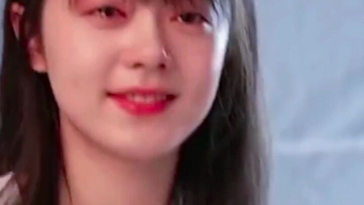 Tôi có thể an ủi mọi người, nhưng lại chẳng thể an ủi nổi chính mình.