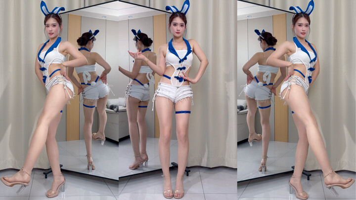 Babe | White Stockings Bunny Girl