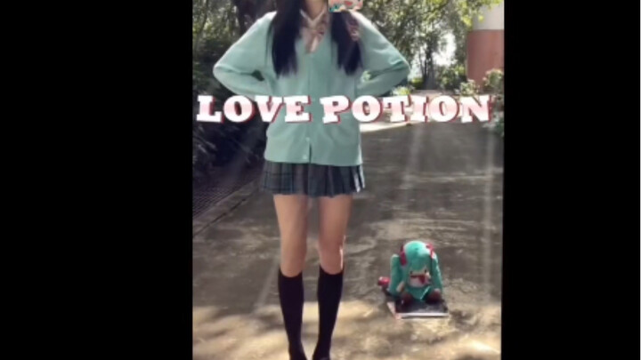 Love Potion|(ง •̀_•́)ง