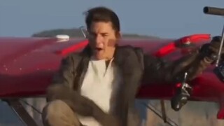 لقطات جديدة مثيرة من فيلم توم كروز الجديد! من يصدق أن هذا الشخص عمره أكثر من 60 عامًا؟