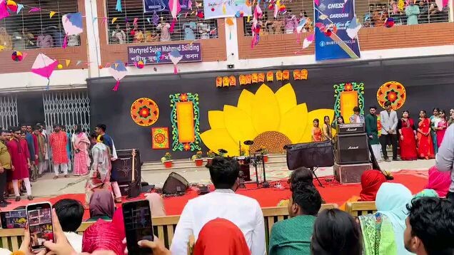 Ramp Show organised by BUBT Textile Club 🫠 বসন্ত বরন ১৪৩১ 🎉