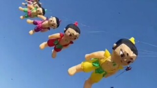 هل كل الطائرات الورقية مثل هذا الآن؟