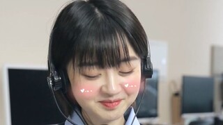 【Game Customer Service Girl】Which is worse—inviting someone of the opposite sex out for a meal or hi