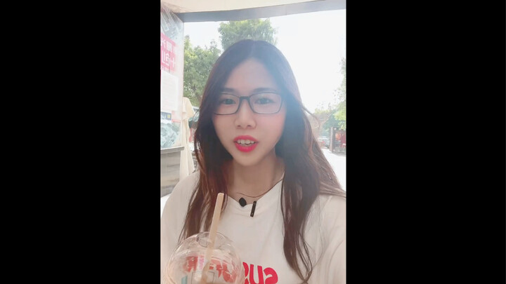 3 o'clock? Tea time? OK? (Cantonese beauty loud version)