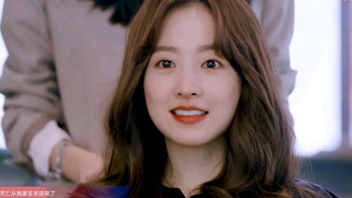 When everyone realized she didn’t have much time left, they all turned into gentle, comforting light