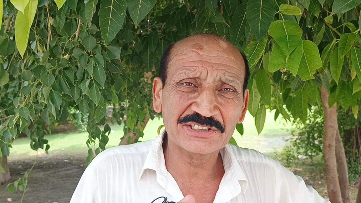 Public Statement Against the Patwari and Tehsildar in Dunyapur Lodhran Pakistan