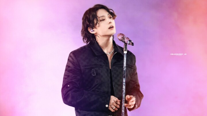 【BTS】[Butterfly] Busan Concert (Chinese Subs) — Don’t think about anything, don’t say a word; just s