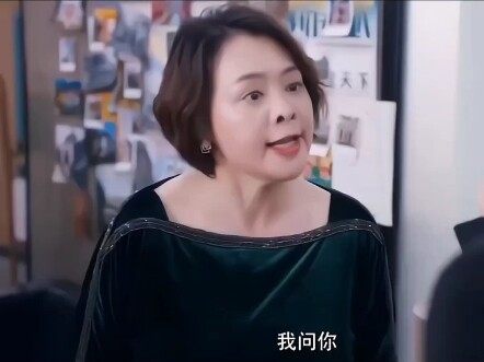 Mrs. Yao storms in to complain in a rage—and ends up landing her very first order!