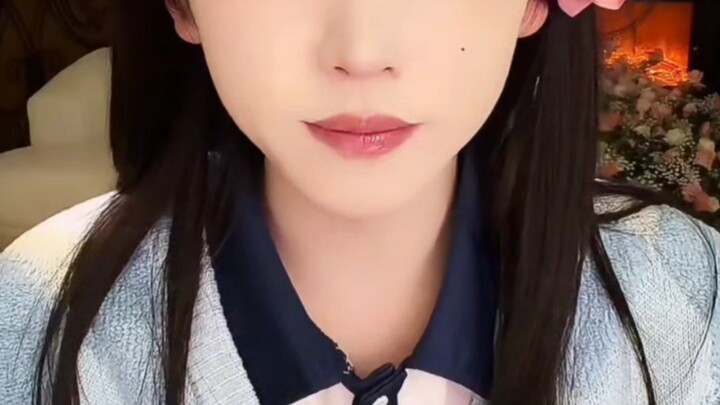 الملك يوان يوان في وضعية رعدية، يصرخ متسائلاً: ما الذي تريدون رؤيته بعد؟!