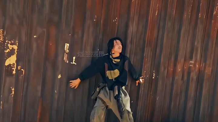 #MagicScissorHands #WatchedTheWholeSeriesForOneClip #ShortVideo