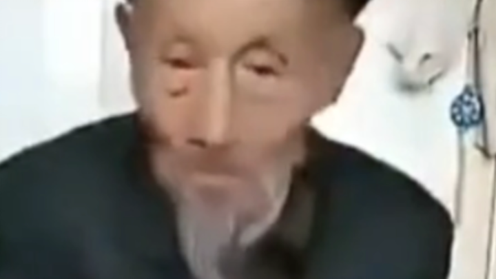 คุณปู่: ลมแรงขนาดเลขสามยังพัดผมไปแทบไม่ทันเลย ☺️