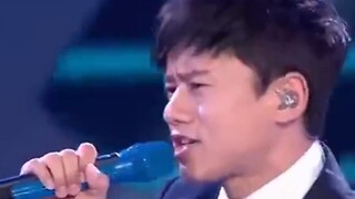 Khúc ca chiến vang lên, đội quân gà xếp hàng tấn công "Chiến gà"