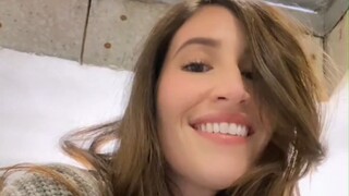 楼梯间的“灵魂歌手”，邻居晚上听到后魂都没有了