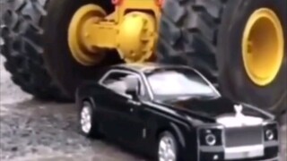 Sejak saat itu, ada satu alasan lagi untuk membeli Rolls-Royce