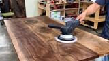 [Woodworking] Make a walnut standing desk and enjoy the wood resin art quietly