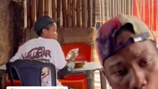 أفضل ممثل رجالي، حقًا قادر على الحفاظ على جديته!