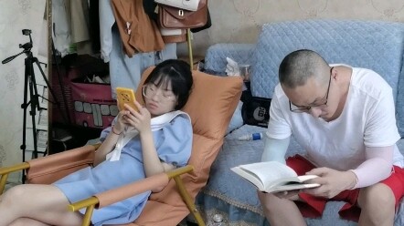 حتى محادثة أو جملة من خمسة أحرف فقط يمكنها أن تجعلك تشعر حقًا بأن وجود أم هو شيء رائع.