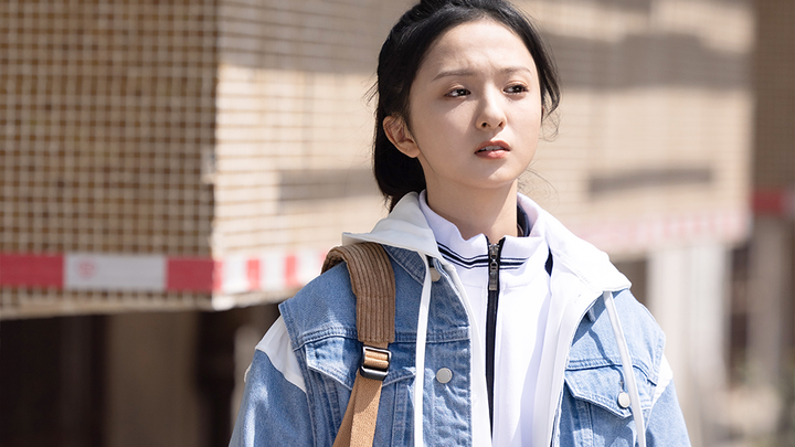 【Dear Friend】The girl was reborn at the age of 18 and thought she was dreaming