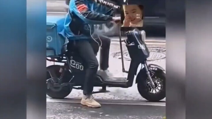 老鼠:你TM手里没单吗，这么闲