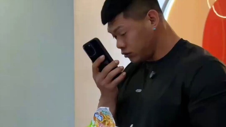 Họ đều say, chỉ mình ta tỉnh