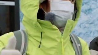 Qin Hailu’s hiking equipment was praised by the guide. It turned out that her stylist was a professi