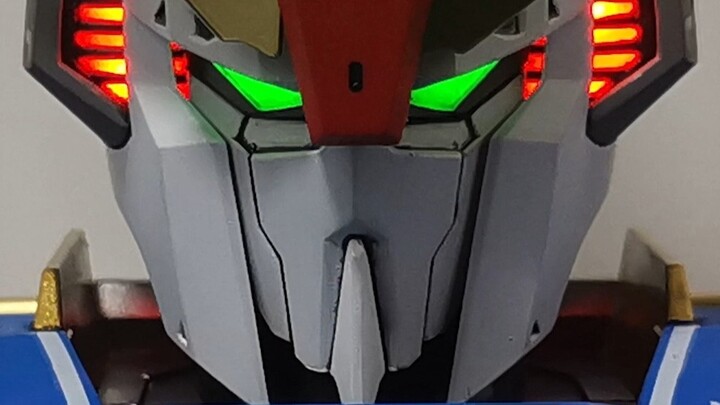 HG Z Gundam من JMS، لقد أضفت له مصابيح