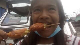 KUMAIN AKO NG FISHBALL